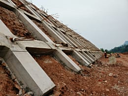 成雅高速金雞關(guān)互通及服務(wù)區(qū)項目（雨名快速通道）項目高邊坡自動化監(jiān)測